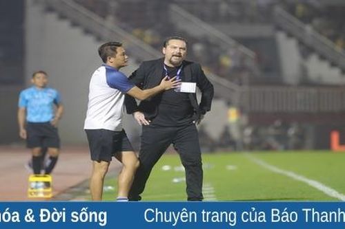 Trợ lý HLV Mai Xuân Hợp: Trọng tài 'xé nát' trận đấu trên sân Thống Nhất