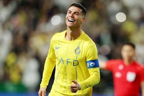 Ronaldo đứng đầu danh sách vận động viên giàu nhất năm 2024