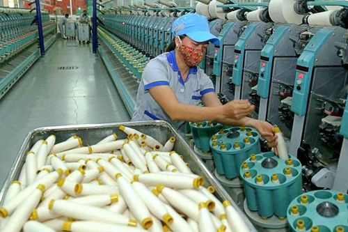 Sắp vận hành nhà máy mới, Sợi Thế Kỷ (STK) đặt mục tiêu lãi kỷ lục năm nay