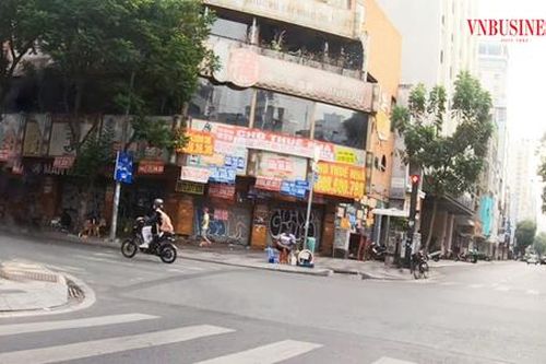 Ế ẩm kéo dài, chủ mặt bằng nhà phố bắt đầu ngồi vào bàn đàm phán