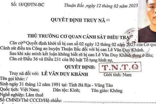 Hình ảnh camera 'tố cáo' bị can đục tường trốn khỏi nhà tạm giữ