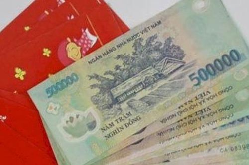 Nhiều lần đòi không được 60 triệu tiền mừng tuổi, bố liền bị hai con kiện ra tòa