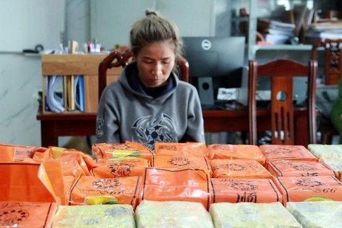 Đôi nam nữ 'sa lưới' cùng 30kg ma túy đá