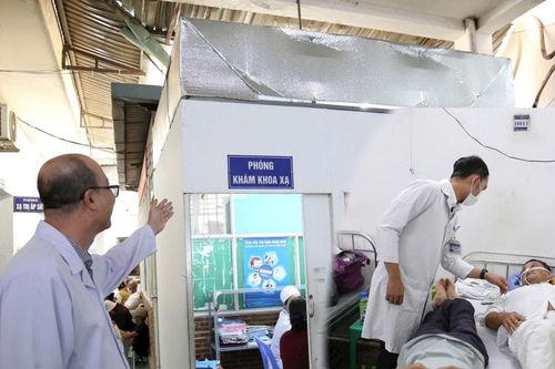 Bệnh nhân ung bướu miền Tây gặp khó khi bệnh viện quá tải