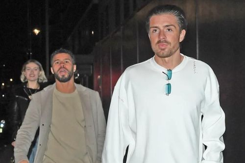 Grealish tiệc tùng cùng cô gái lạ mặt