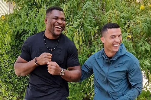 Ronaldo được gợi ý thử sức với quyền anh