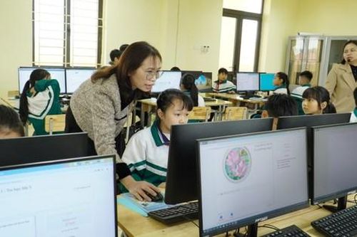 Chuyển đổi số trong giáo dục: Nâng cao chất lượng giảng dạy, tối ưu hóa công tác quản lý