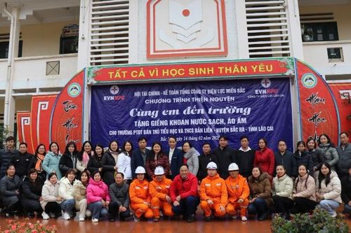 Xuân hy vọng cùng em đến trường