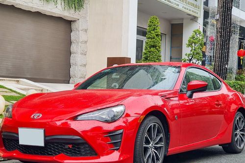 Toyota 86 của doanh nhân Nguyễn Quốc Cường có gì đặc biệt?