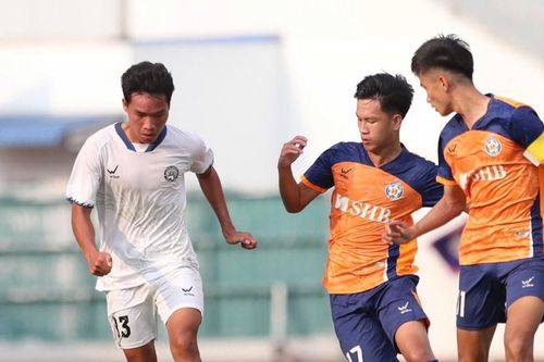 Con trai Quang Hải ghi bàn ở VCK U19 quốc gia