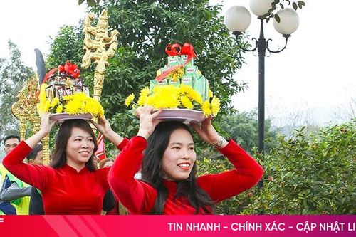 Trẩy hội ngày xuân
