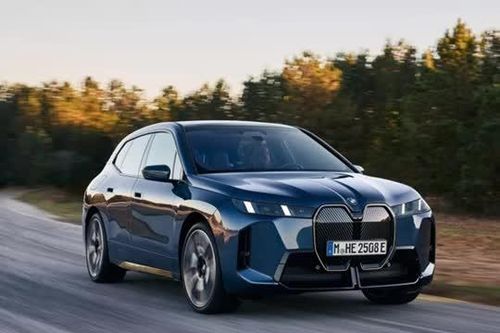 Cận cảnh xe điện BMW iX 2025