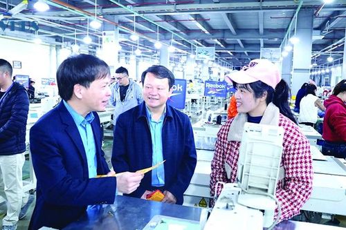Muôn nẻo đường đi (Bài 2): Tâm thế phấn khởi trở lại làm việc