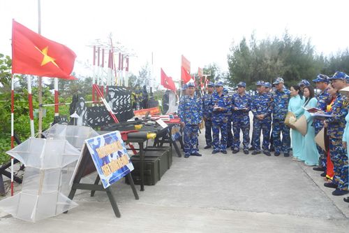 Các đơn vị trên quần đảo Trường Sa ra quân huấn luyện năm 2025