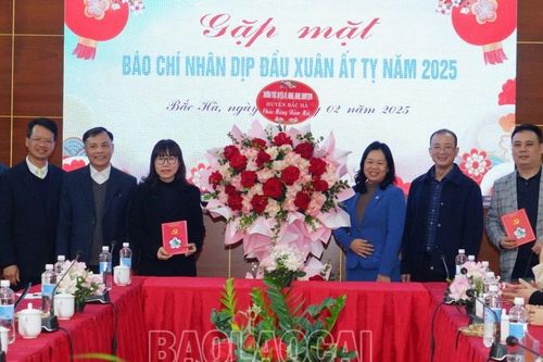 Huyện Bắc Hà gặp mặt các cơ quan báo chí dịp đầu xuân Ất Tỵ 2025