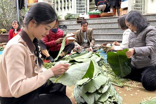 Người trẻ san sẻ yêu thương