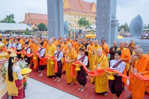 Trọng thể khánh thành ngôi chánh điện Học viện Phật giáo Nam tông Khmer tại TP.Cần Thơ