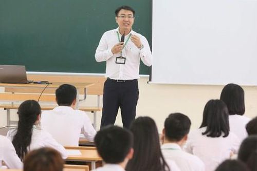 Đại học Quốc gia Thành phố Hồ Chí Minh tiếp nhận hồ sơ ứng tuyển giáo sư thỉnh giảng từ tháng 3/2025