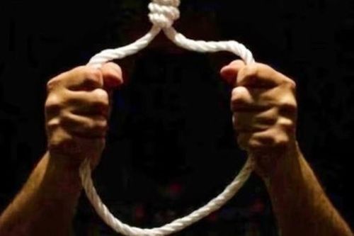 Phát hiện thi thể nam sinh 16 tuổi ở trường học: Gia đình chỉ ra nghi vấn 'lạ' liên quan đến cái chết của nạn nhân