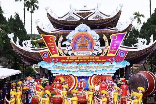 Nỗ lực xây dựng hình ảnh lễ hội ấn tượng, văn minhChủ động đổi mới, nâng cao chất lượng tổ chức, quản lý