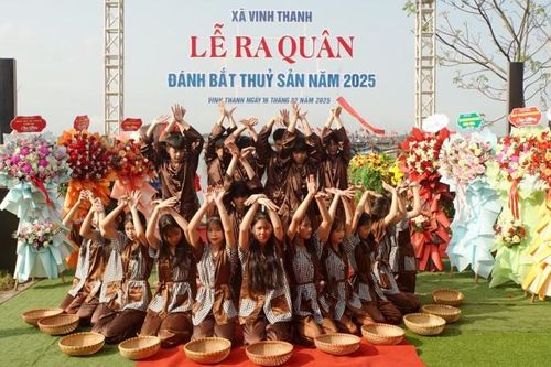 Ngư dân thành phố Huế ra quân đánh bắt thủy sản năm 2025