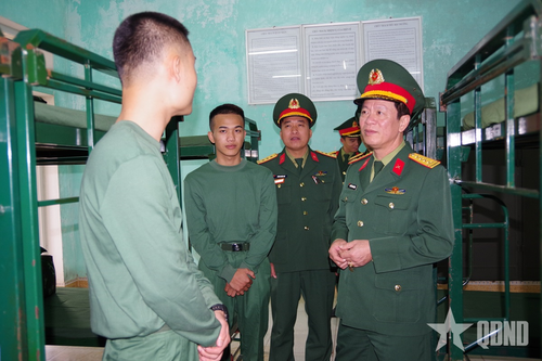 Chiến sĩ mới hòa nhập, yêu mến đơn vị ngay từ ngày đầu