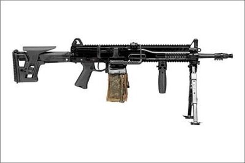 Nga trình làng súng máy cầm tay lợi hại RPL-7
