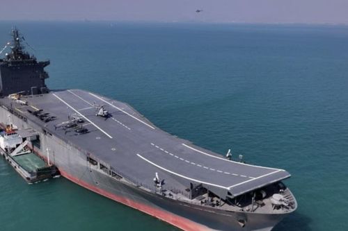 Iran ra mắt phương tiện tác chiến gây lo ngại toàn khu vực Trung Đông