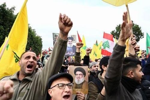Hezbollah yêu cầu chính phủ Liban dỡ bỏ lệnh cấm đối với máy bay Iran
