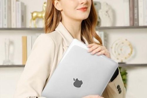 Giá MacBook tháng 2: Đồng loạt giảm sâu, chỉ từ 17,79 triệu đồng