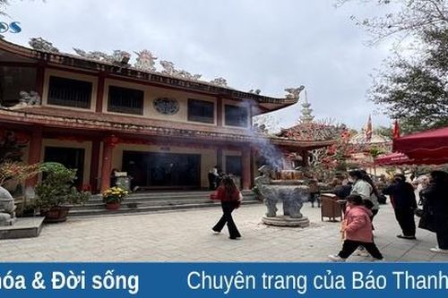 Trẩy hội đầu xuân