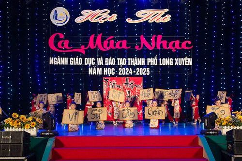 Khai mạc Hội thi ca múa nhạc ngành giáo dục và đào tạo TP. Long Xuyên