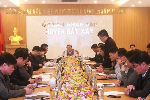 Phó Chủ tịch UBND tỉnh Nguyễn Trọng Hài làm việc với huyện Bát Xát