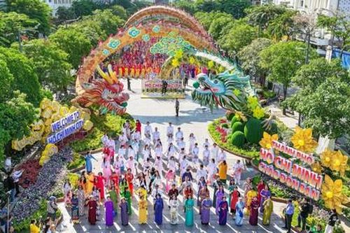 TPHCM: Nhiều hoạt động hấp dẫn, ấn tượng tại Lễ hội Áo dài năm 2025