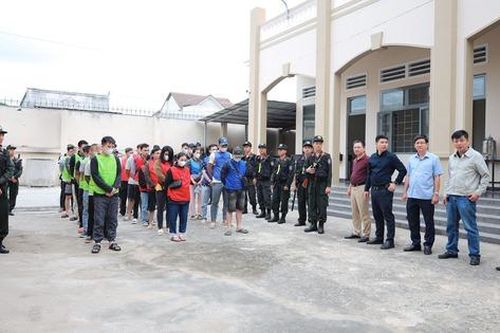 Chiêu trò lừa đảo 'làm nhiệm vụ TikTok' của nhóm 'doanh nhân thành đạt'