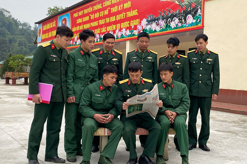Chủ động giúp dân để giữ kho an toàn