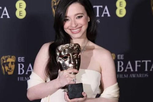 Mikey Madison vượt Demi Moore, thắng giải Nữ diễn viên xuất sắc tại BAFTA 2025