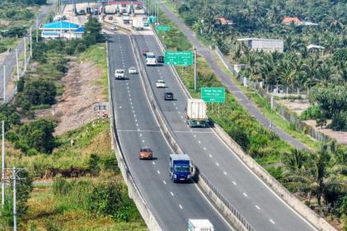 Chính thức mở rộng cao tốc TP. HCM - Trung Lương - Mỹ Thuận lên 6 - 8 làn xe