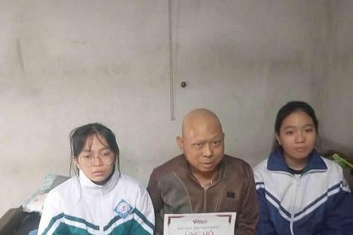 Trao hơn 43 triệu đồng đến ông Dương Đình Chiến mắc 2 bệnh ung thư