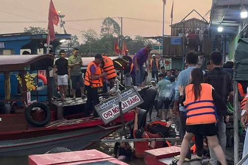 Cần Thơ lên tiếng vụ du khách rơi xuống sông khi tham quan chợ nổi Cái Răng