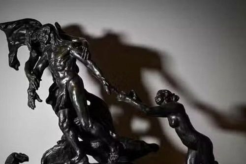 Tượng đồng của Camille Claudel được bán đấu giá 3 triệu USD tại Pháp