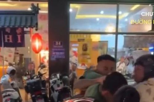 Công an Quy Nhơn xác minh clip người đàn ông điều khiển ô tô hành hung tài xế xe máy grab