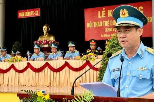6 cán bộ thuộc Bộ Quốc phòng thôi giữ chức lãnh đạo, chờ nghỉ hưu