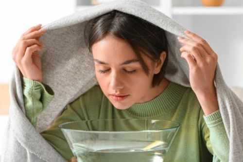 Chịu nóng xông hơi mặt để da 'mướt căng': Ngại gì không thử