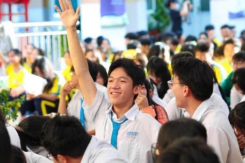 TPHCM: Các thủ khoa chia sẻ cách xác định mục tiêu cho kỳ thi tốt nghiệp THPT