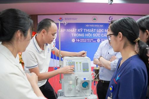 Gia Lai: Hội thảo khoa học cập nhật kỹ thuật lọc máu hấp phụ trong hồi sức cấp cứu