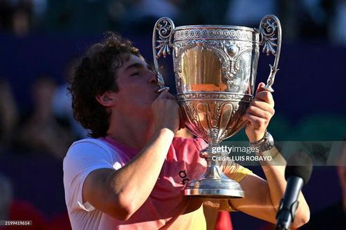 ATP 250: Hai tay vợt trẻ làm nên lịch sử
