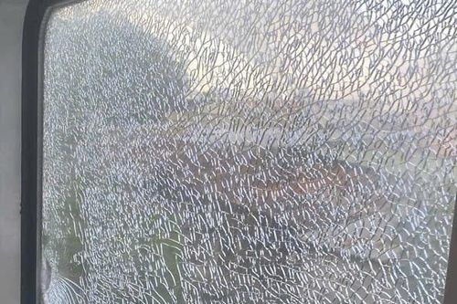 Xảy ra nhiều vụ ném đá lên tàu hỏa