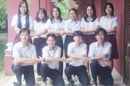 Cô học trò mang giải Nhất môn lịch sử về cho Huế