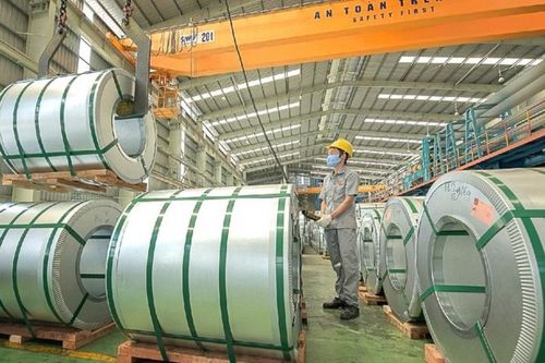 Thép Nam Kim chỉ bán được 79% lượng cổ phiếu phát hành, Chủ tịch đăng ký mua thêm
